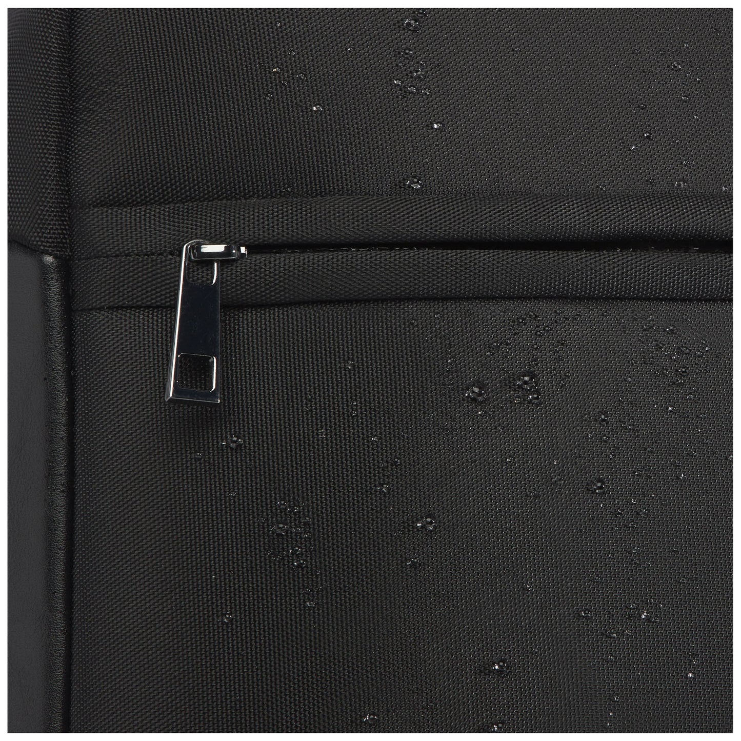 Zaino compatto per portatile da 15,6" in materiale riciclato certificato GRS Expedition Pro 12l