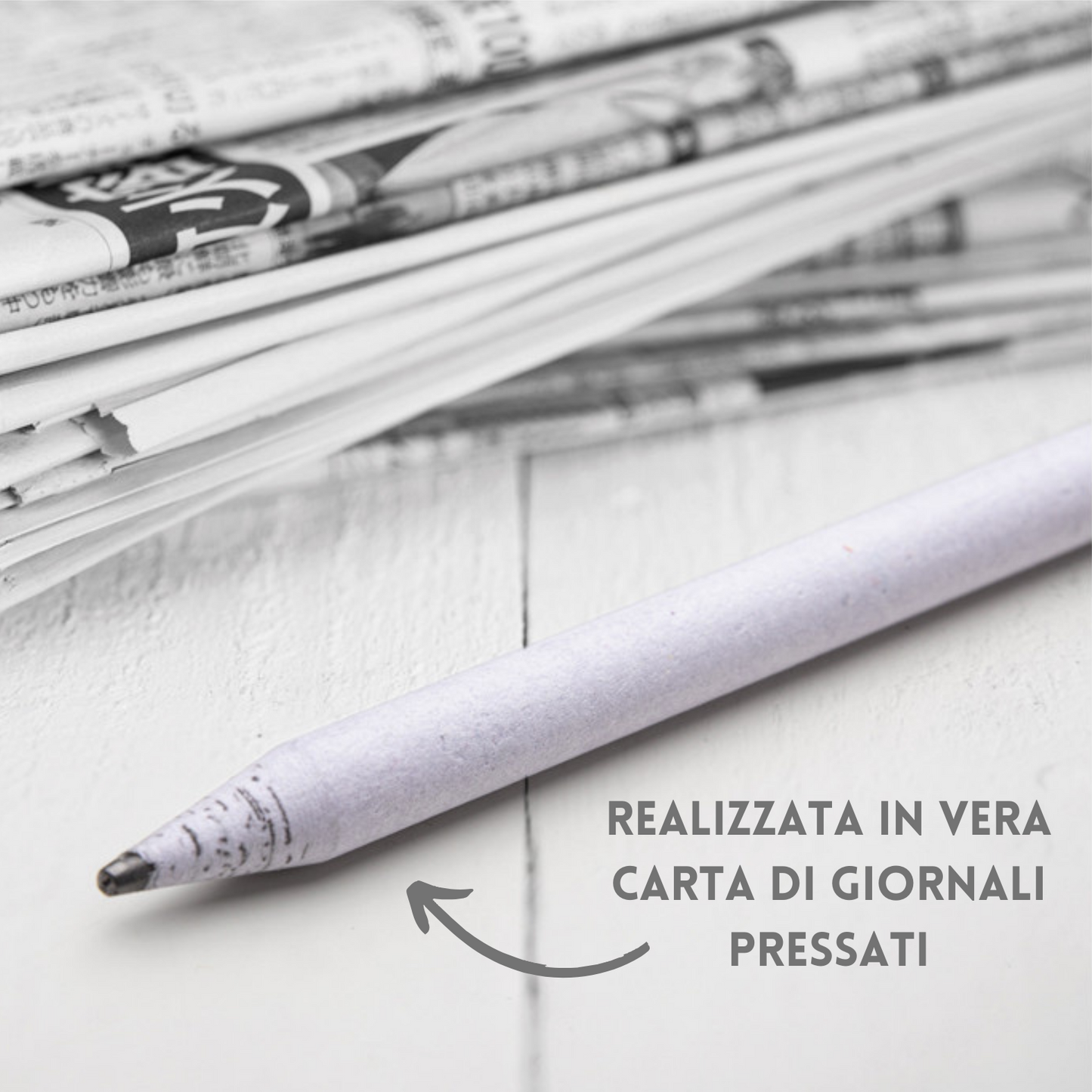 matite personalizzate in carta di giornale