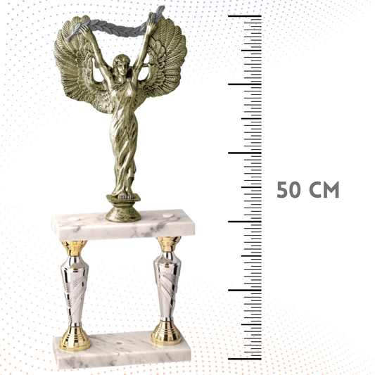 Trofeo con Vittoria da 50 cm a due piani | Cod. 5.231