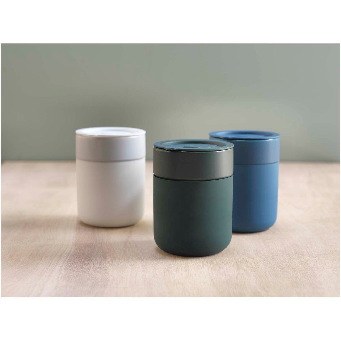 Bicchiere in ceramica con involucro in silicone e coperchio in plastica da 330 ml Java