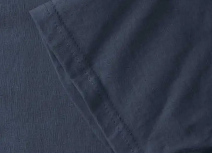 Adults' Classic T-Shirt - indossata
