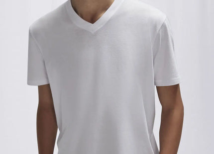T-shirt uomo scollo a V B&C #E150 V BCTU008 - immagine alta risoluzione