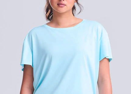 JC013 Women’s Open Back T – capo indossato da modello