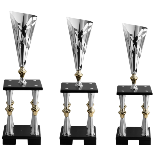 Tris di trofei a due piani 67 - 65 - 63 cm | Cod. 5.029