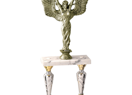 Trofeo con Vittoria da 47 cm a due piani | Cod. 5.234
